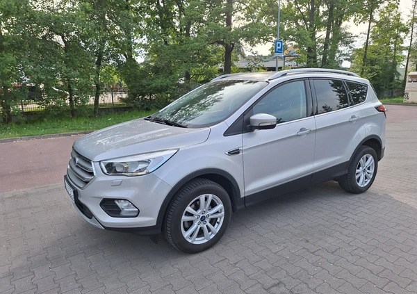 Ford Kuga cena 76900 przebieg: 56400, rok produkcji 2018 z Warszawa małe 79